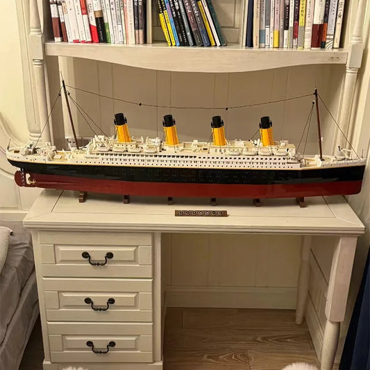 RMS Titanic Cruise Boat Ship Building Blocks Sets,10294 Compatible Bricks City Model Building Kits 3D Hobbies For Children Toys