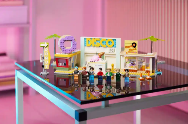 Cartoon & Pop Culture Building Block Sets